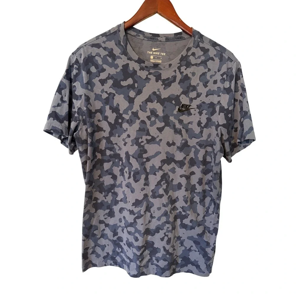 Nike T-Shirt Mens Large Blue Camo DA0469-453 Gorpcore Streetwear Tactical Tee